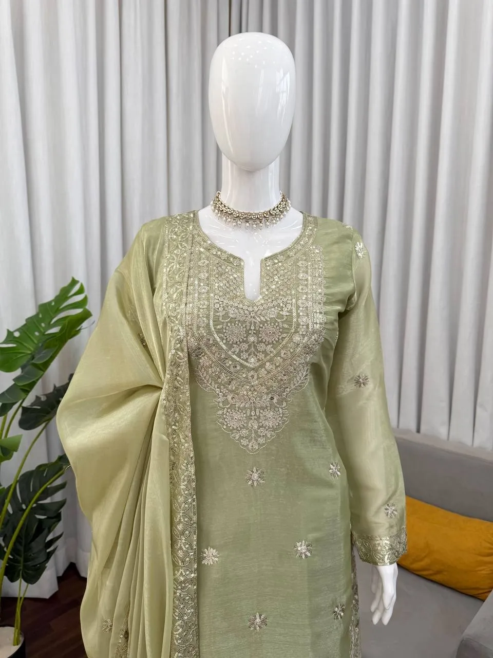 Eid Special Pista Plazzo Kurti Set - Image 3