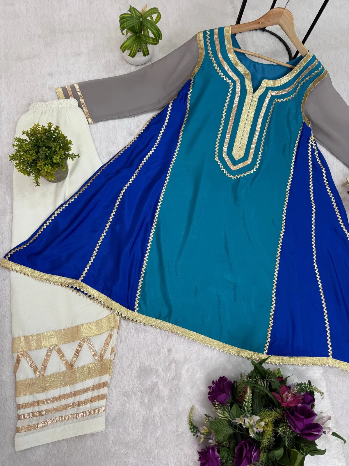 Karina Kapoor Inspired Co ord Set - Image 3