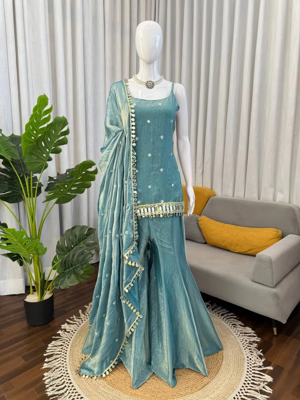 Blue Sleeveless Mirror Kurti Set - Image 4
