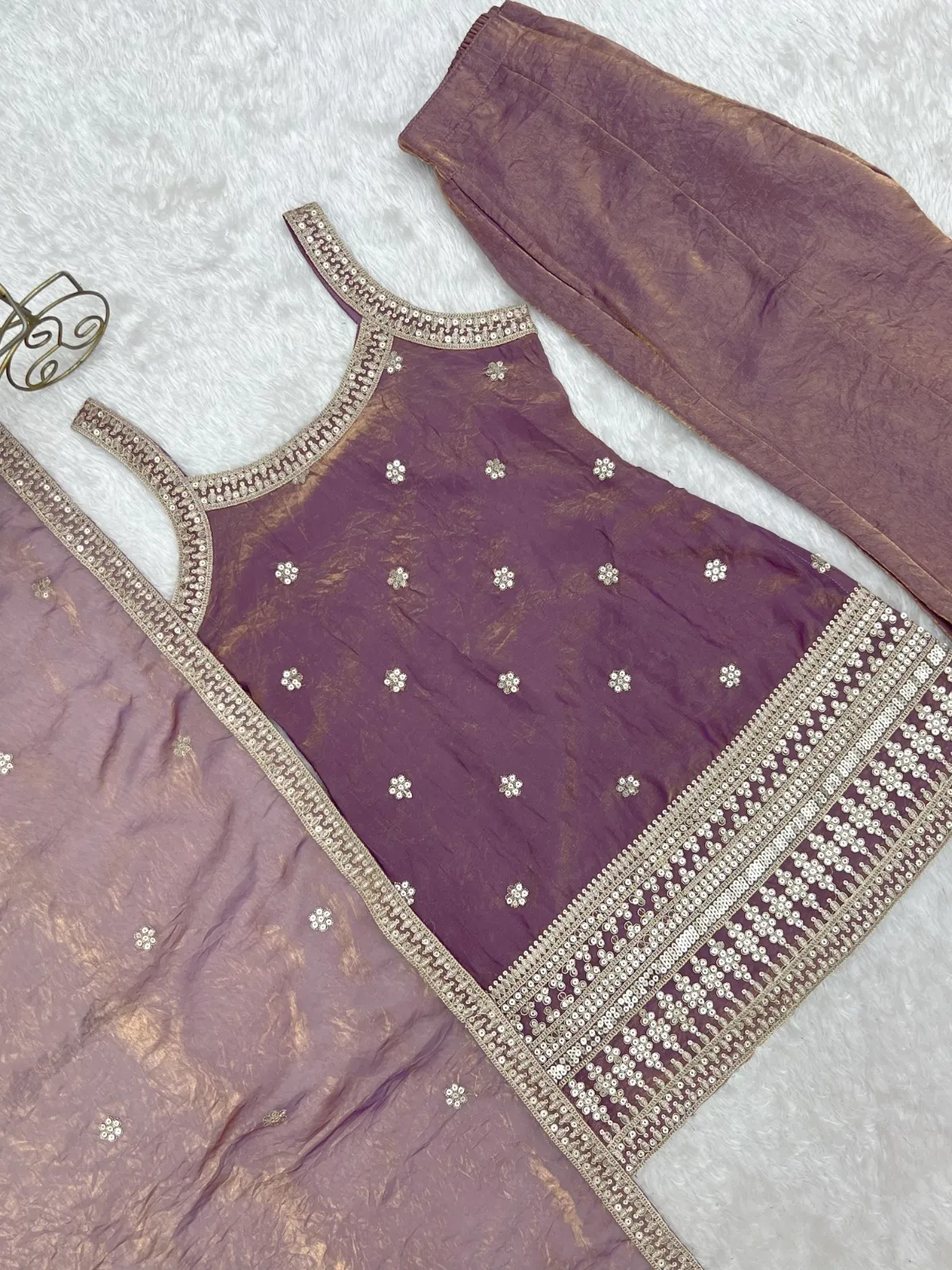Dusty Pink Sleeveless Kurta with Bell Bottom for Girls - Image 5
