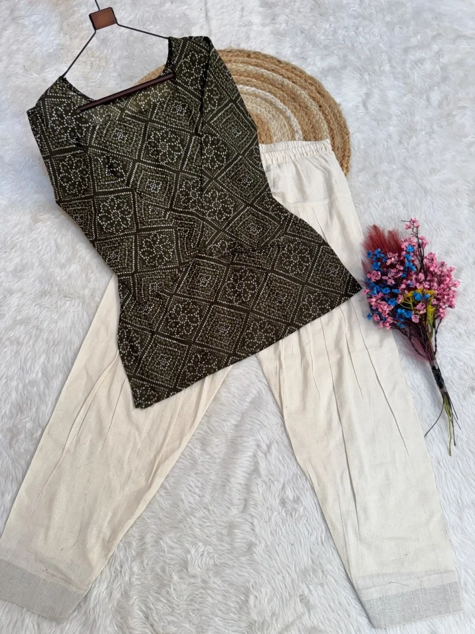 Green Color Bandhej Printed kurti with Bottom - Image 2