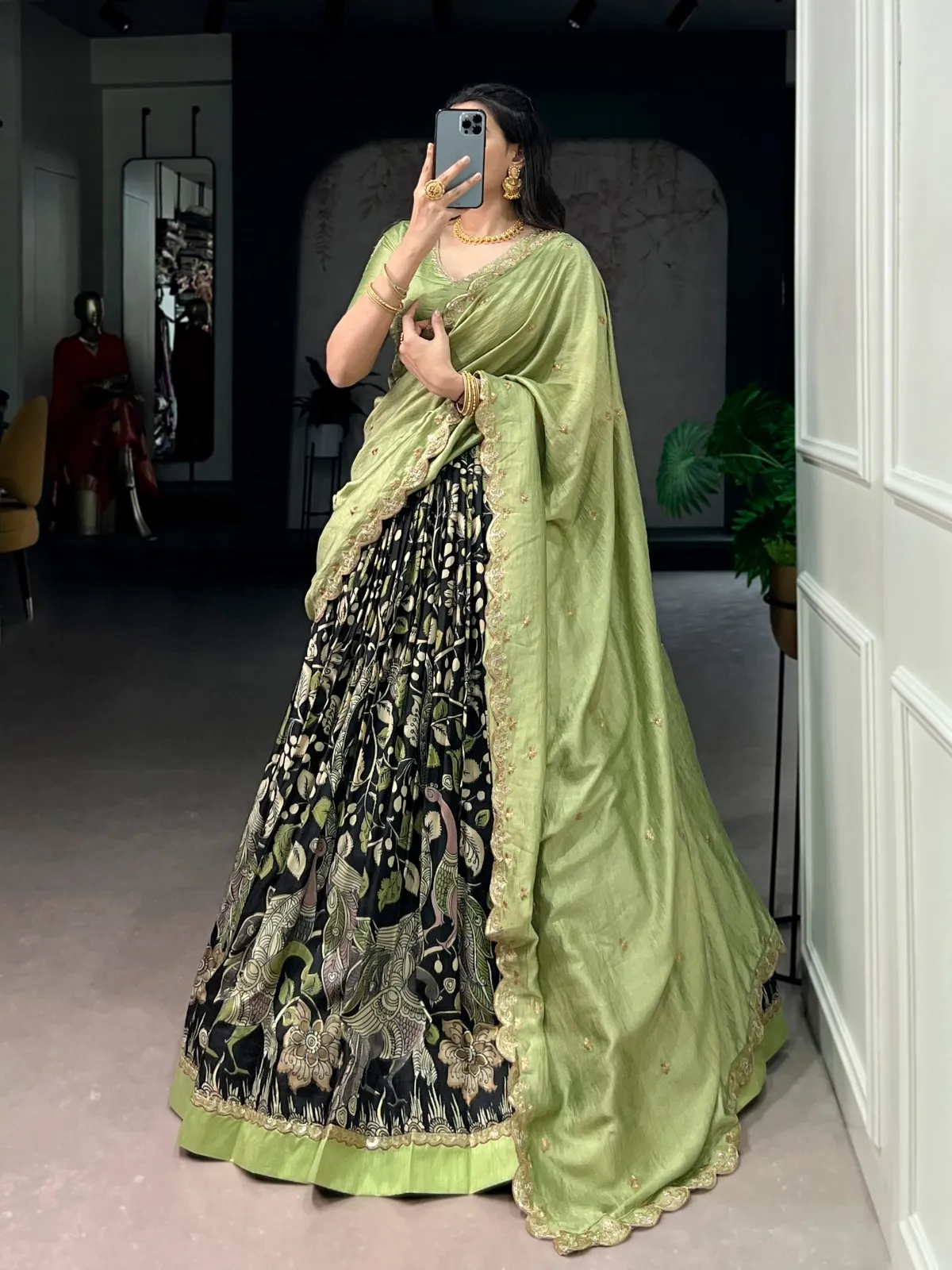 Kalamkari Printed Black Lehenga Choli Set - Image 2