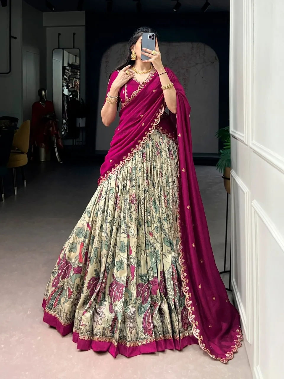 Kalamkari Printed Creme Lehenga Blouse - Image 2