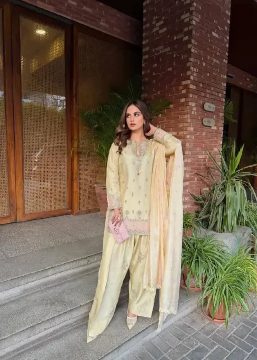 Pastel Yellow Pakistani Style Farsi Salwar Suit
