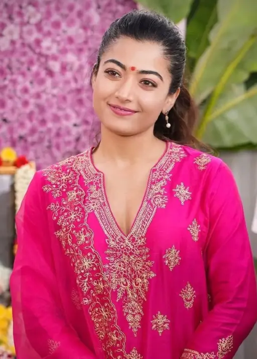 Rashmika Mandana Inspired Kurta Set