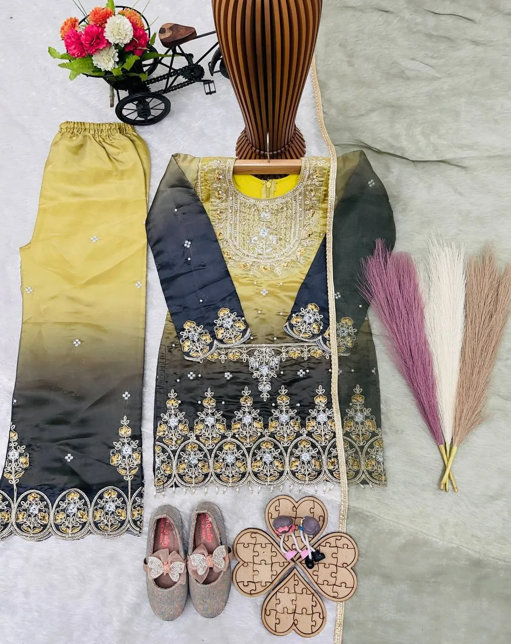Small Girls Kids Plazzo Salwar Suit - Image 4