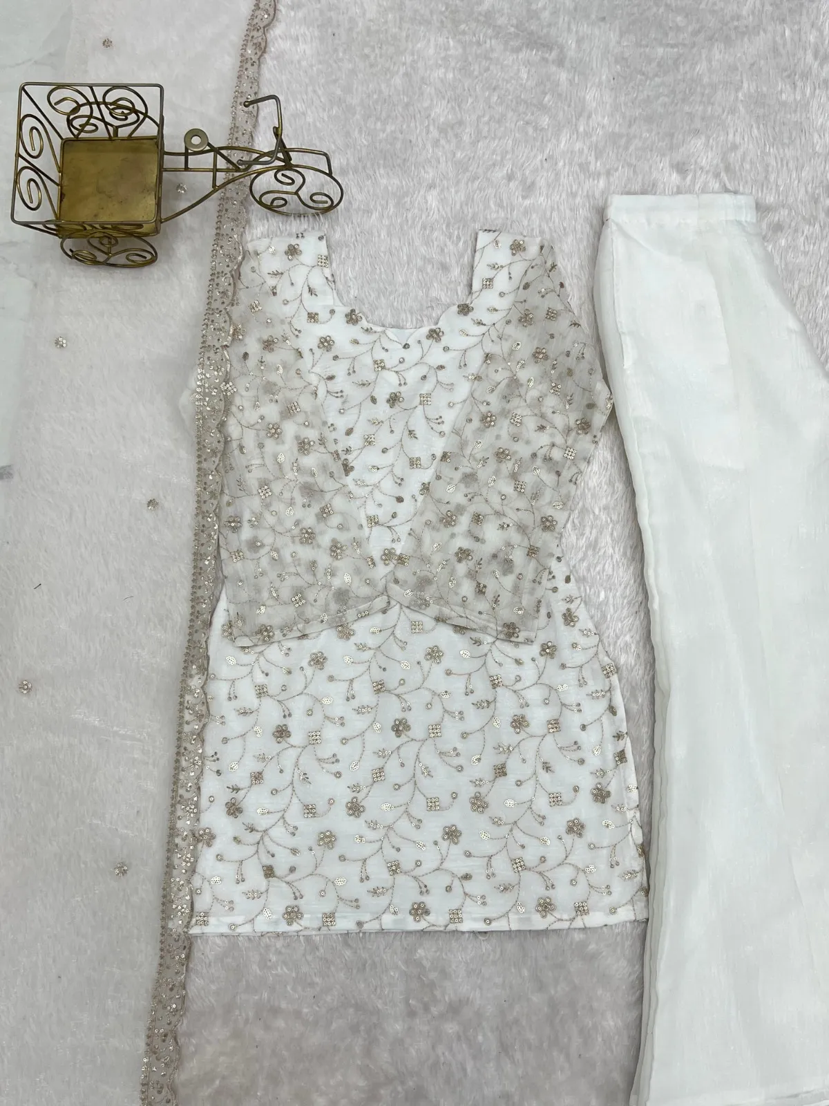 White Bell Bottom Pattern Embroidery Suit - Image 2