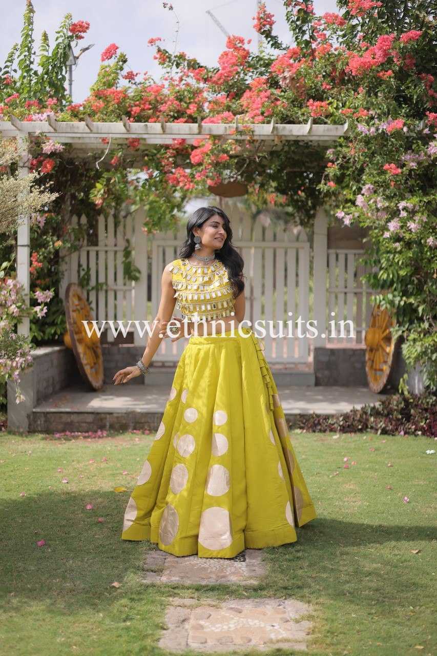 Designer Mint Green Chaniya with Fancy Mirror work Choli for Navratri - Image 4