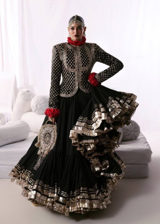Hania Amir Inspired Viral Black Coorset