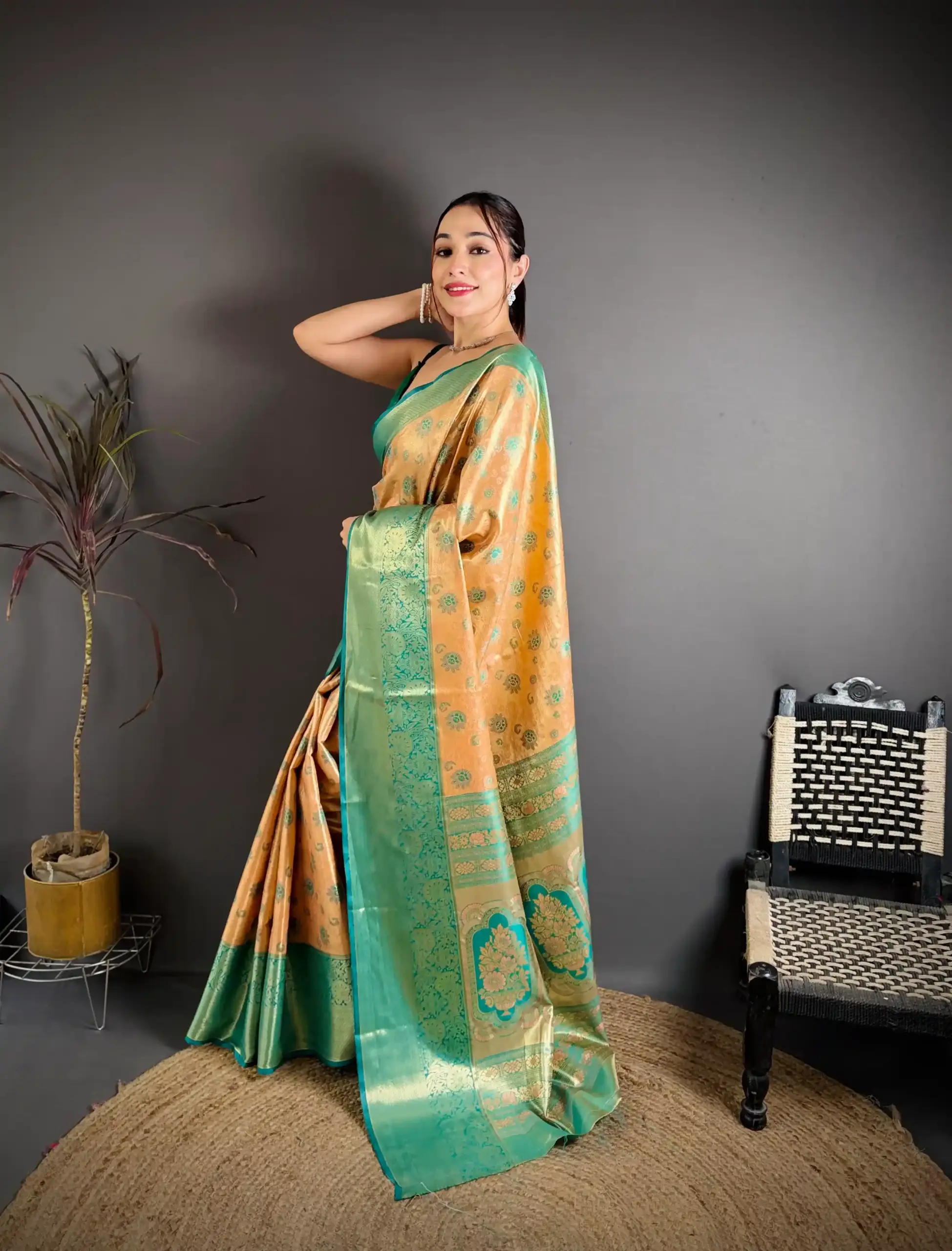 Beautiful kanjivaram Silk Saree for Wedding - Image 3
