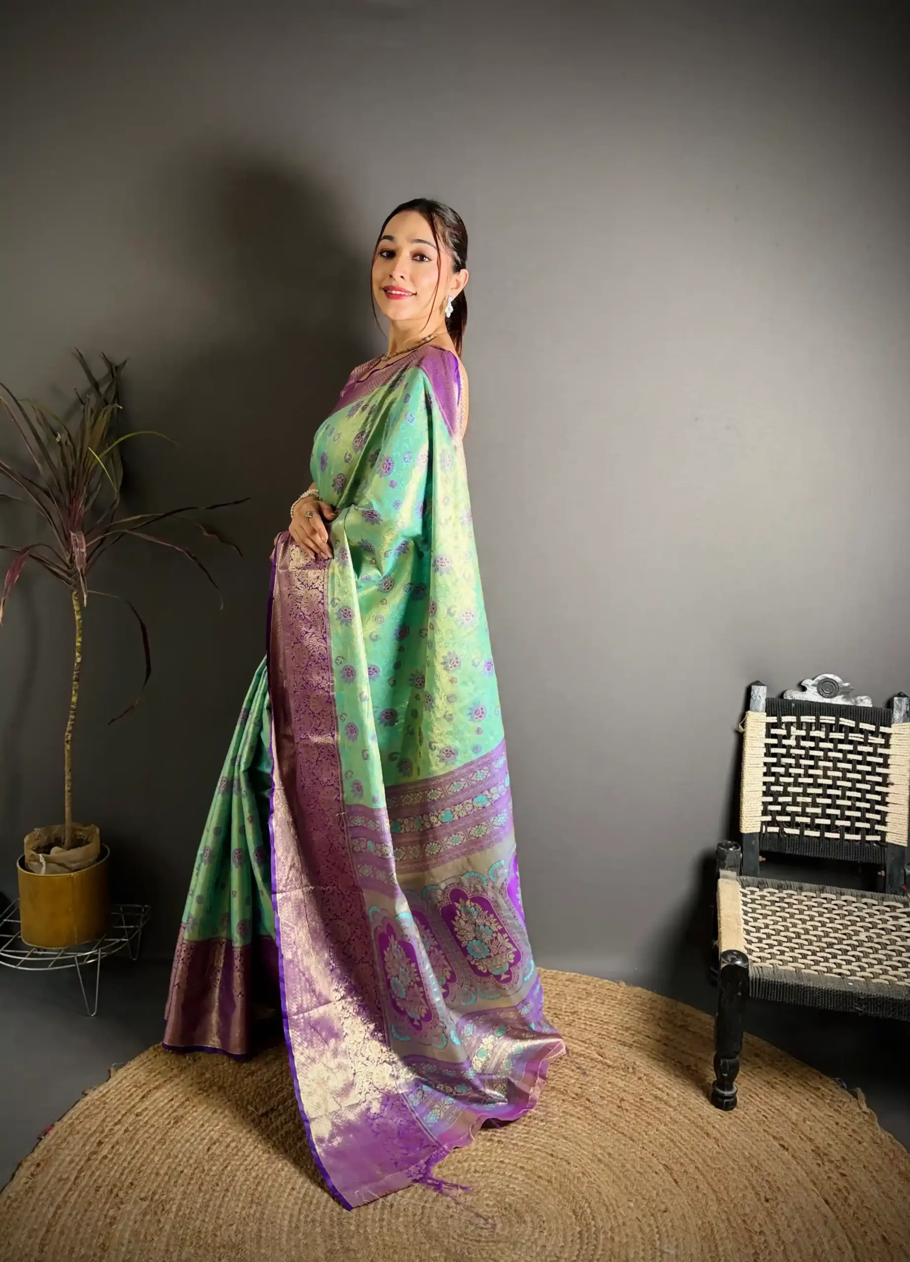Designer Blue Kanjivaram Silk Saree - Image 3