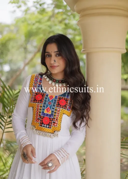 Close Image of Kutchi Gamthi work done in white anarkali