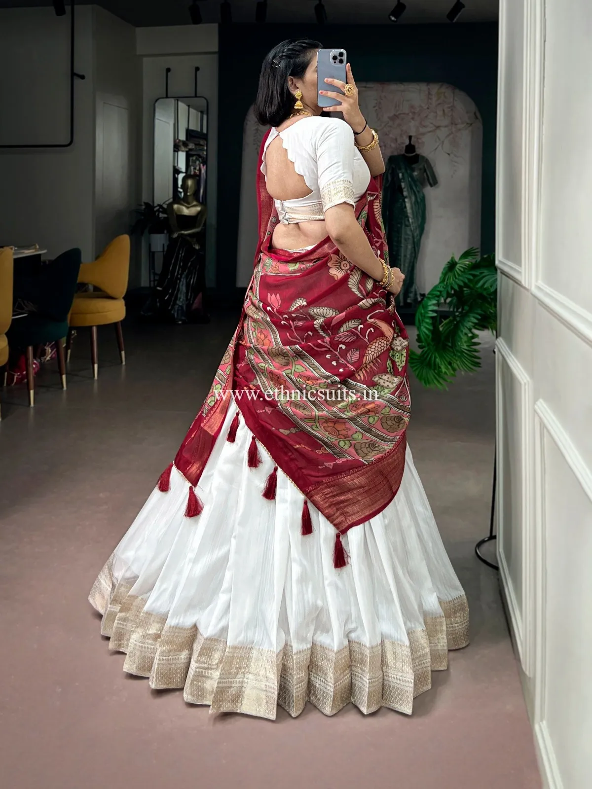 White Kanjivaram Lehenga with Printed Dupatta - Image 4